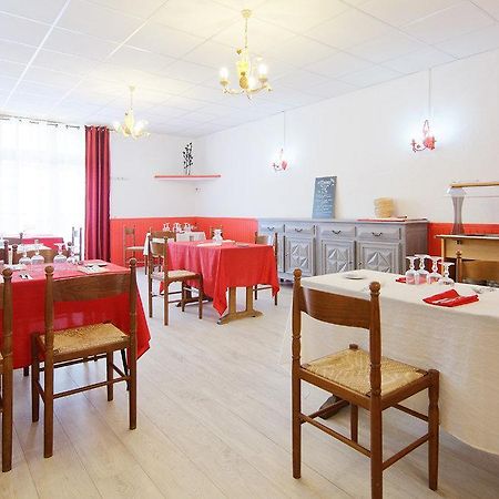Oh! Bon Plaisir Hotel Aubiet Luaran gambar